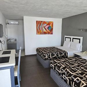 Economy Twin Room